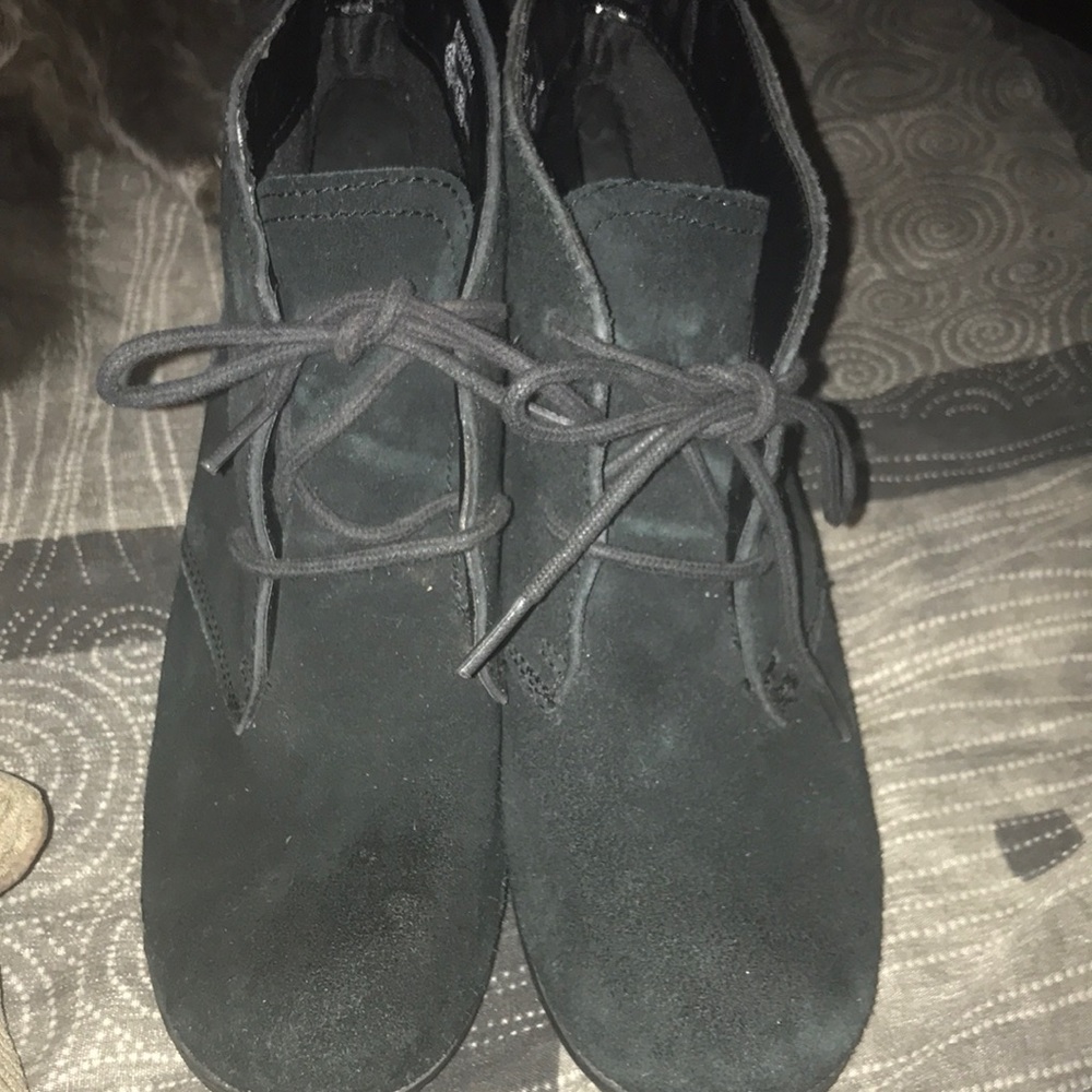 White mountain black wedge booties
